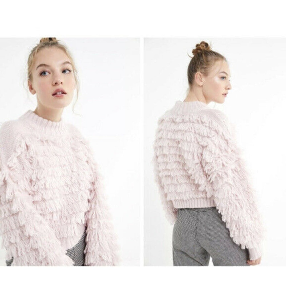 Urban Outfitters Layla Looped Mock-Neck pink fringe Sweater size XS